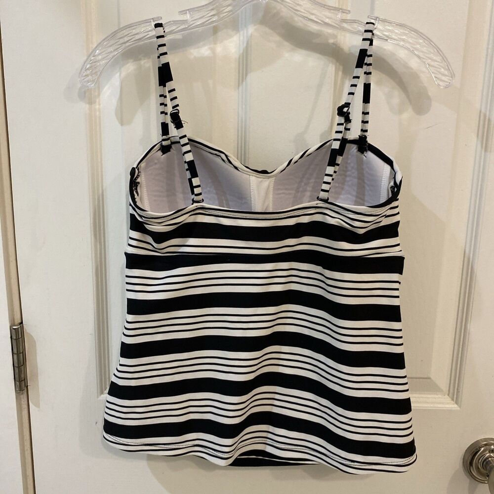 Catalina women’s medium 8 - 10 Tankini swim top Black white stripe Built In Bra - Picture 4 of 5